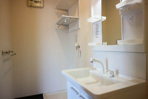 サンハイツ新川 A202号-9