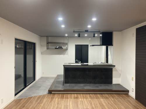 ピュアタウン花園 C101号-4