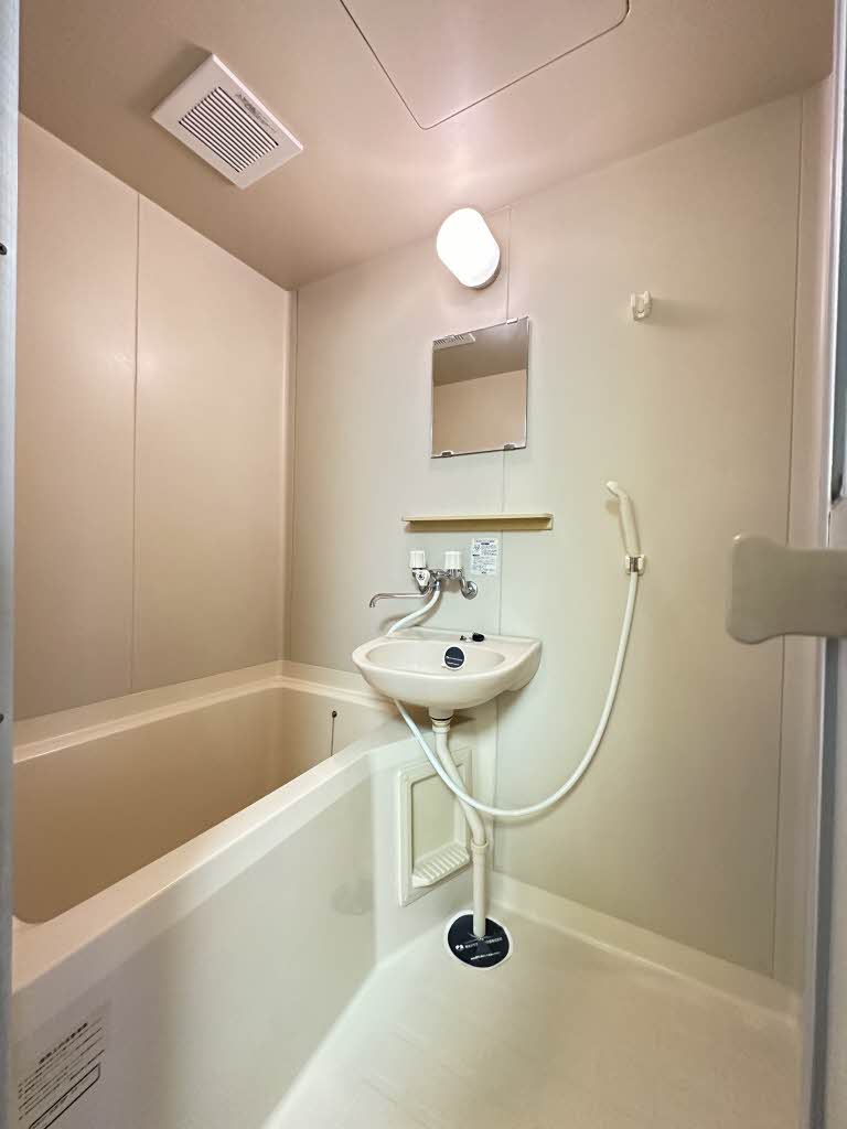 ビラージュ西条 0202号-5