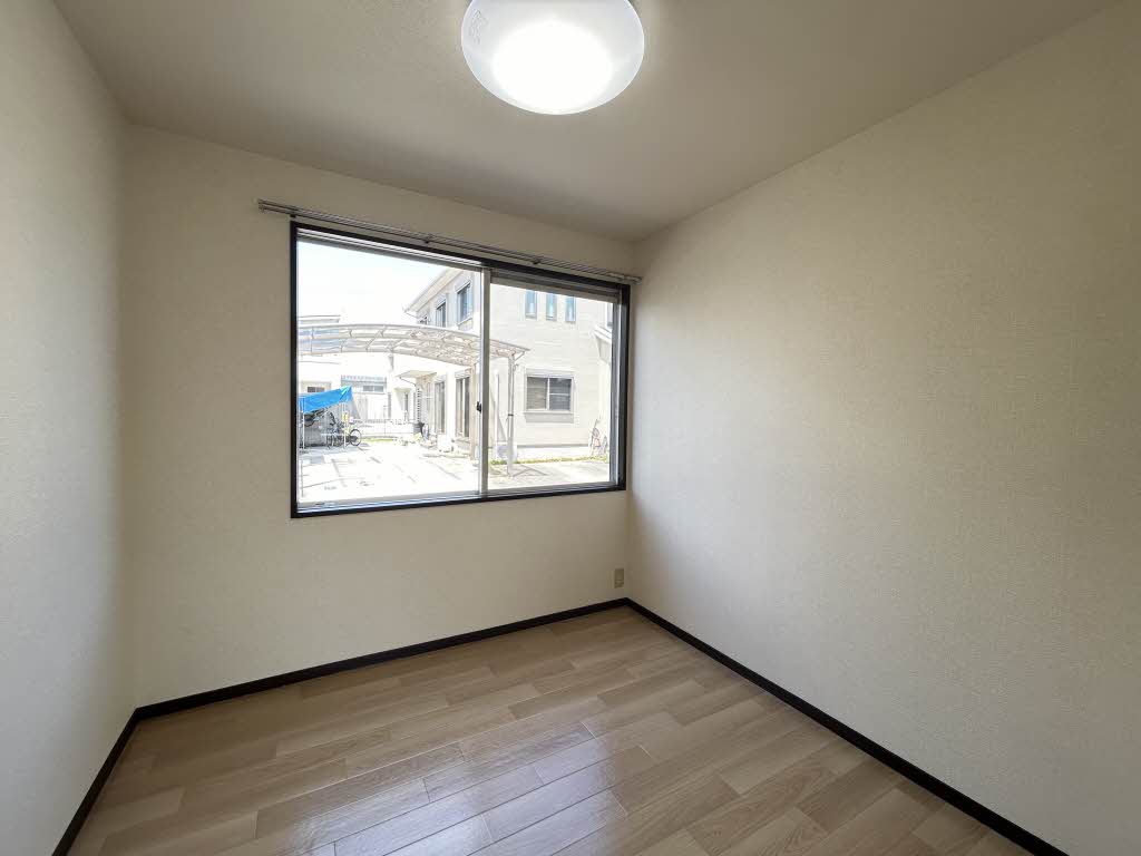 イッツエステート B101号-8