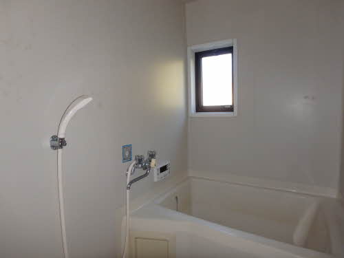 ラフィーネ稲生 B102号-2