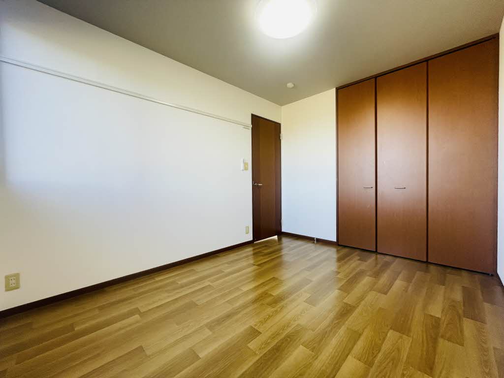 ガーデンパレス神野 D103号-4