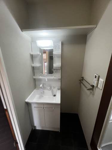 ドミール二の岡 C201号-10