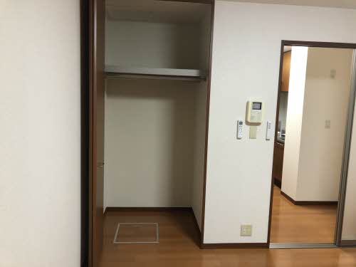 Ｃｏｚｙ　Ｃｏｕｒｔ 0101号-3