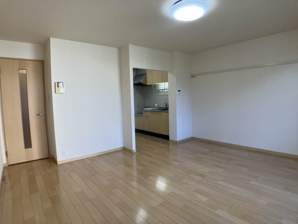 メゾンドアンソレイエ 0102号-2