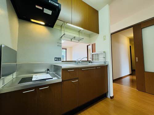 コンフォールハイツ瀬戸 C201号-11