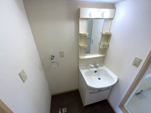 メゾン・ド・ソレイユ C201号-8