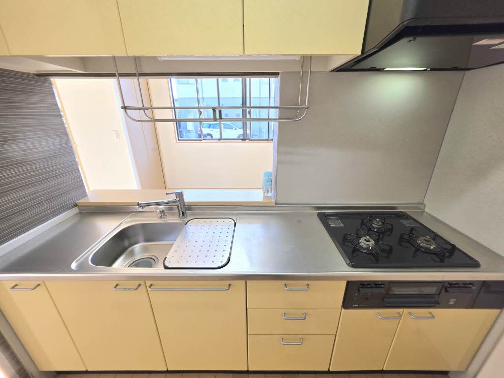 ブライト　ステージ A102号-6