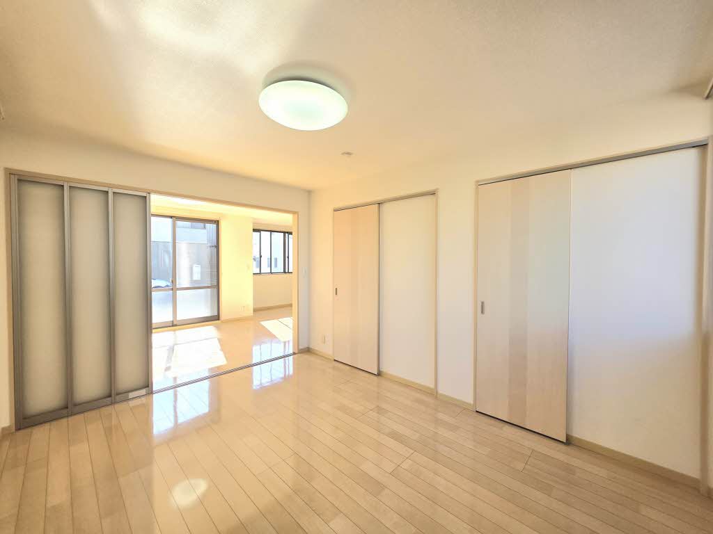 ブライト　ステージ A102号-9