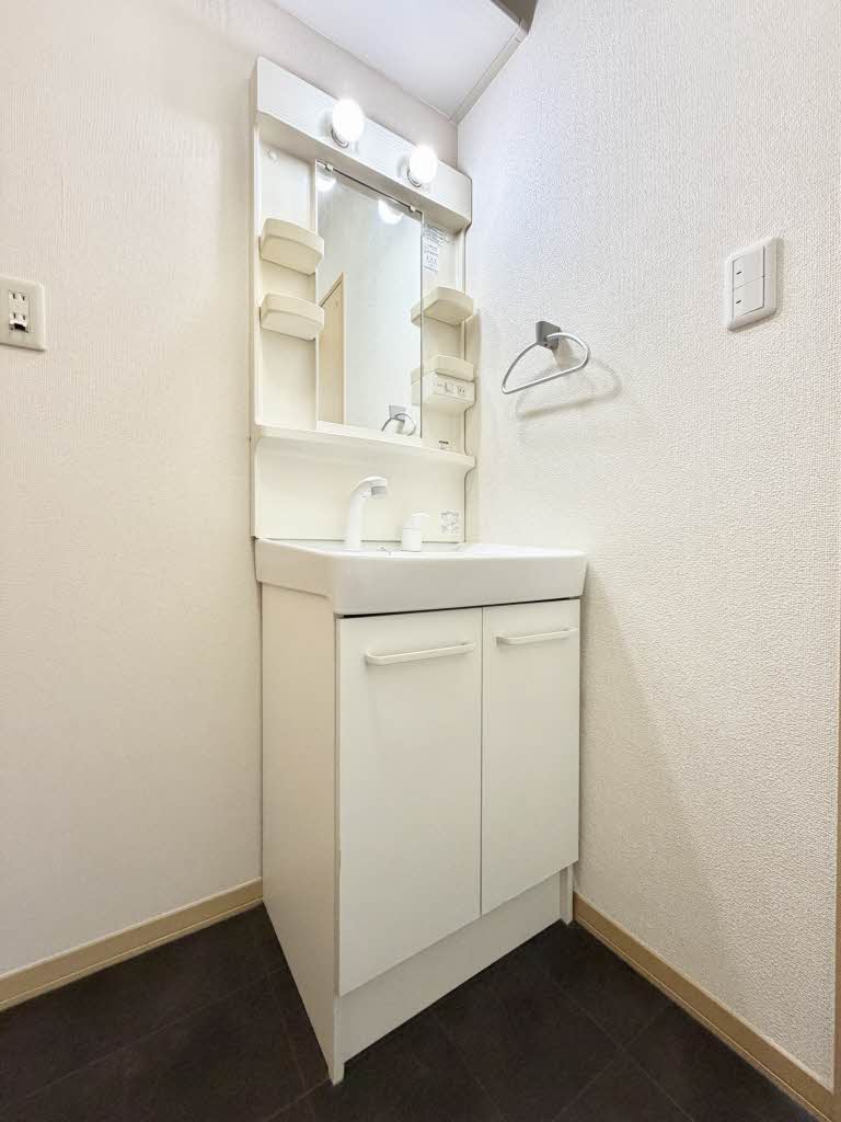 ライズコート B201号-8