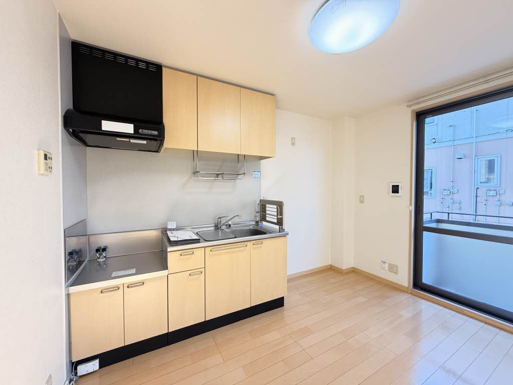 ○ バリュージュ K2 A101号-3