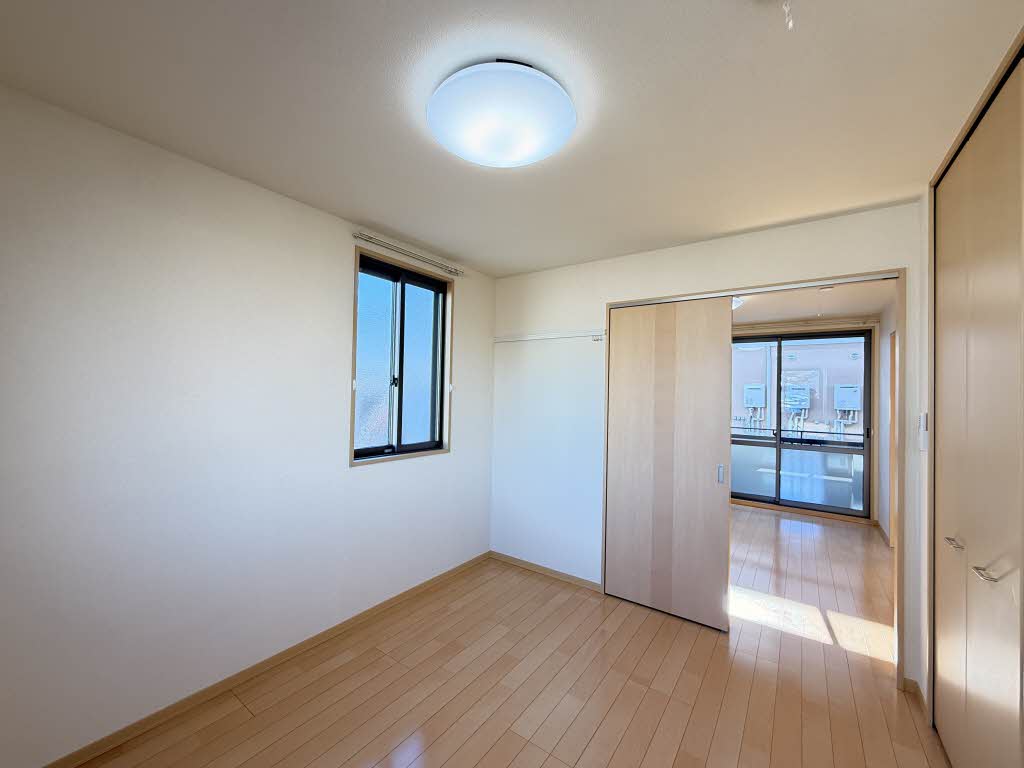 ○ バリュージュ K2 A101号-4