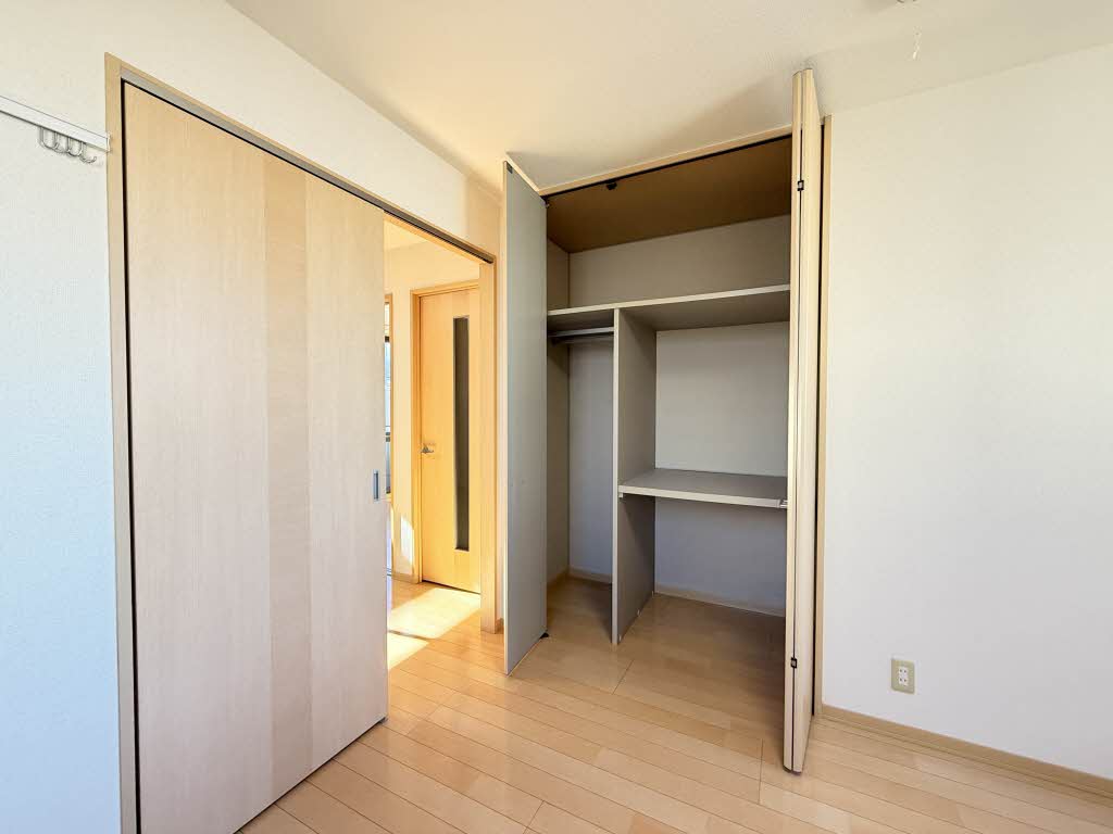 ○ バリュージュ K2 A101号-12