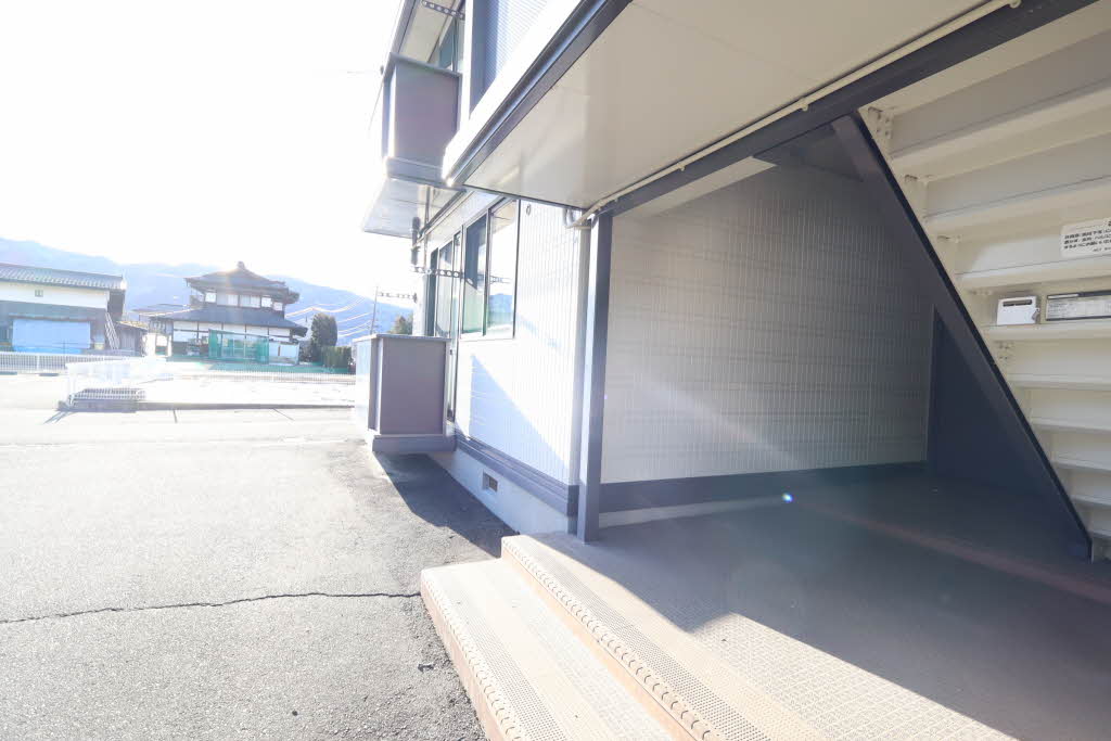 サニーコート A102号-15