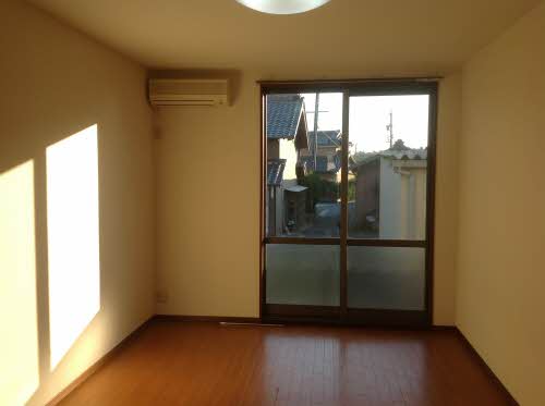 ディアス前田 B101号-2