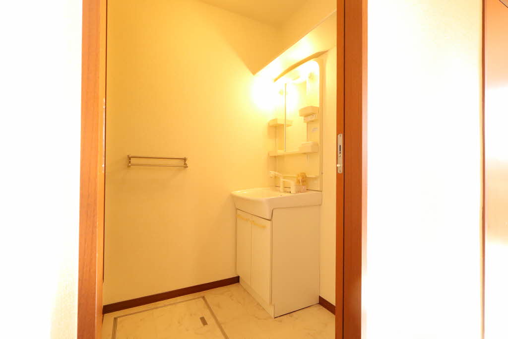 ソレイユ西口 0103号-8