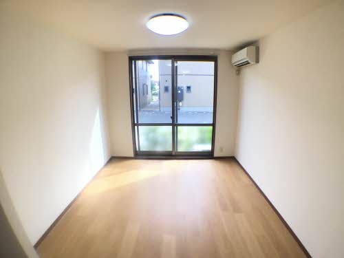 ファミーユスズキ A105号-2