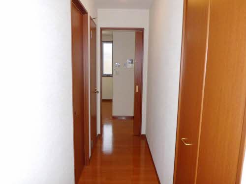 ファミーユスズキ D202号-3