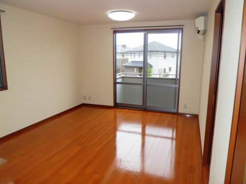 ファミーユスズキ D202号-8