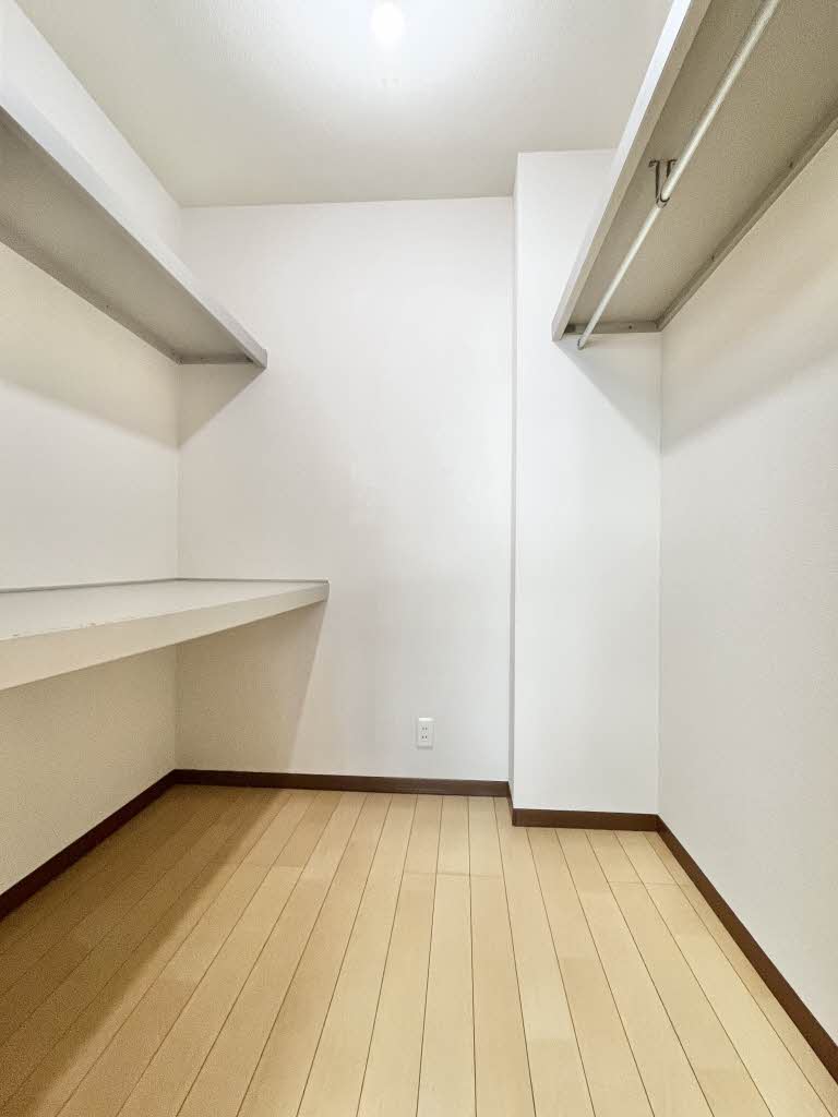 ストロベリーフィールズ A102号-12