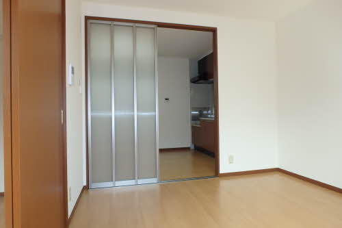 アルメリーナ A103号-4