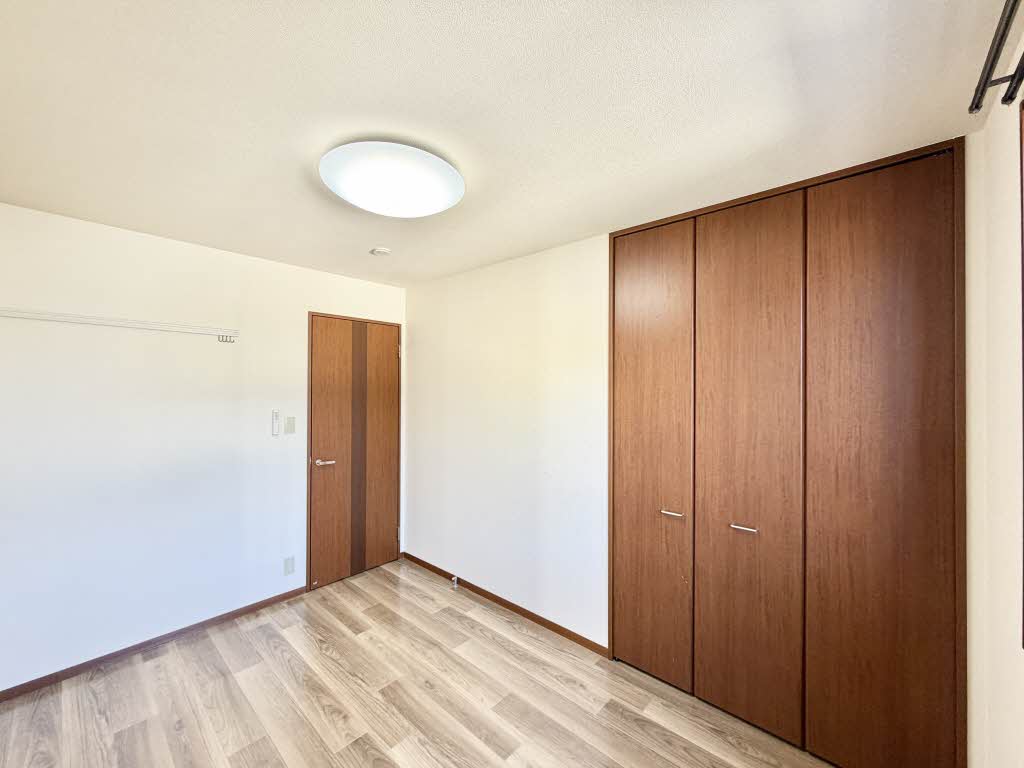 ヴィラージュ紫陽花 A201号-9