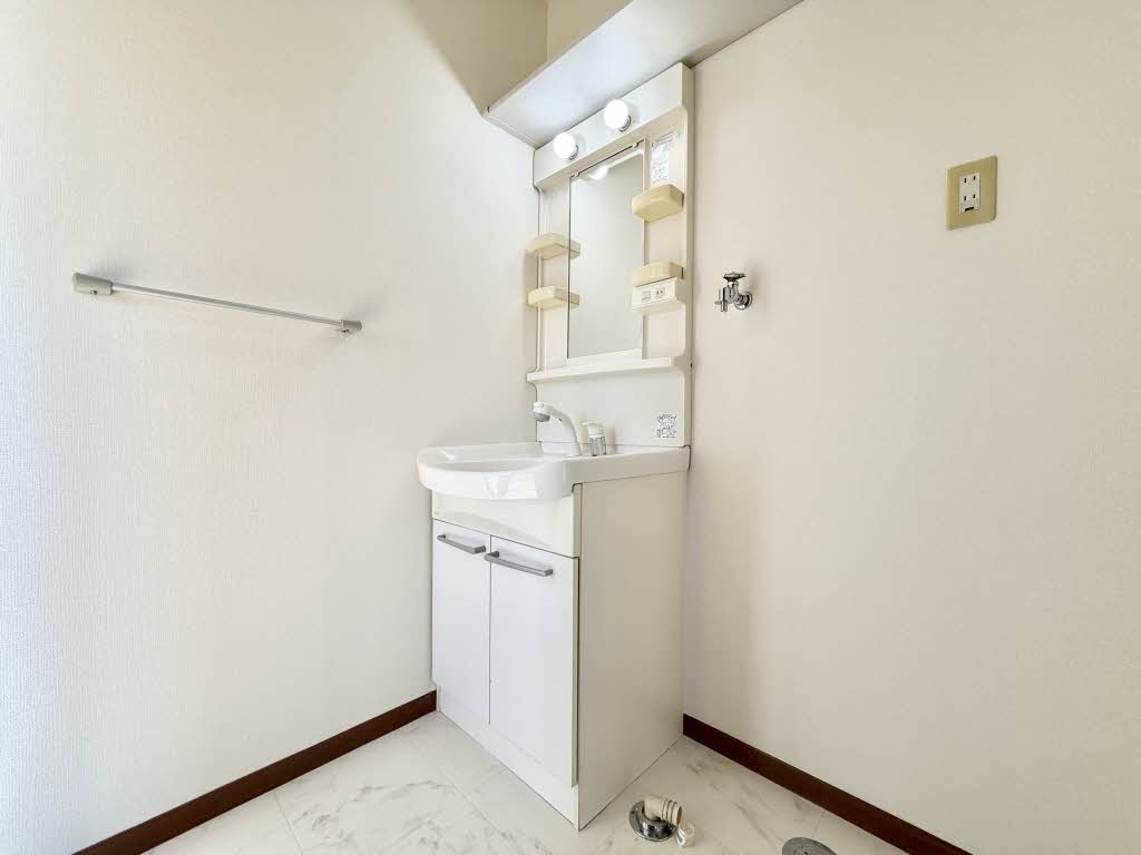 ヴィラージュ紫陽花 A201号-10