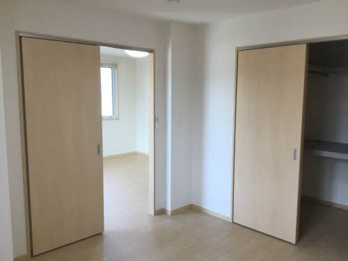 ブランシェアイリス A102号-7