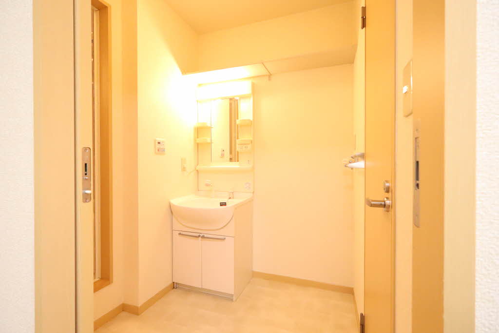 ＡＬＬＵＲＥ 0201号-7