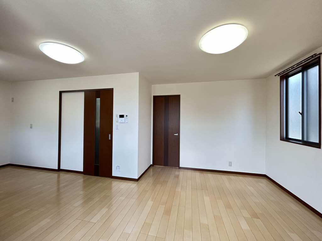 シャーメゾンＳＡＫＵＲＡＩ D101号-2