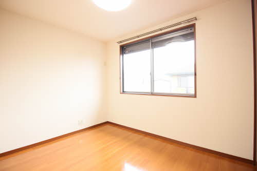 ピアチェーレ B202号-5