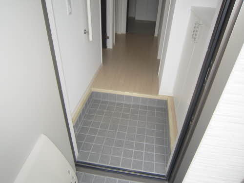 シャーメゾン別府 A201号-2