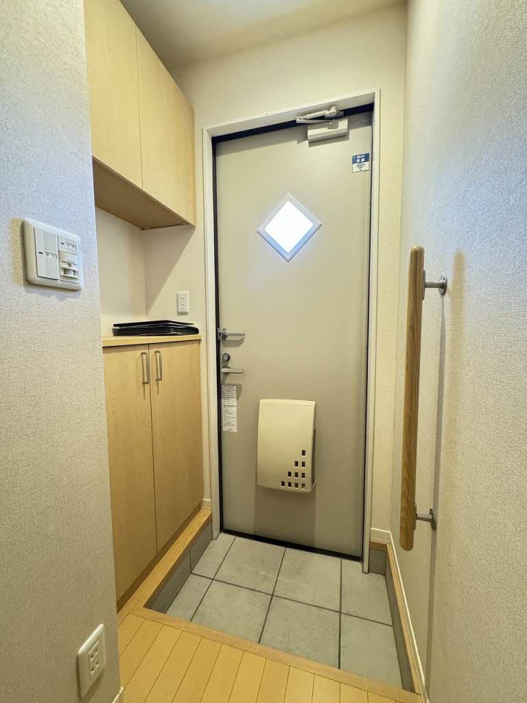 アジャート F202号-10