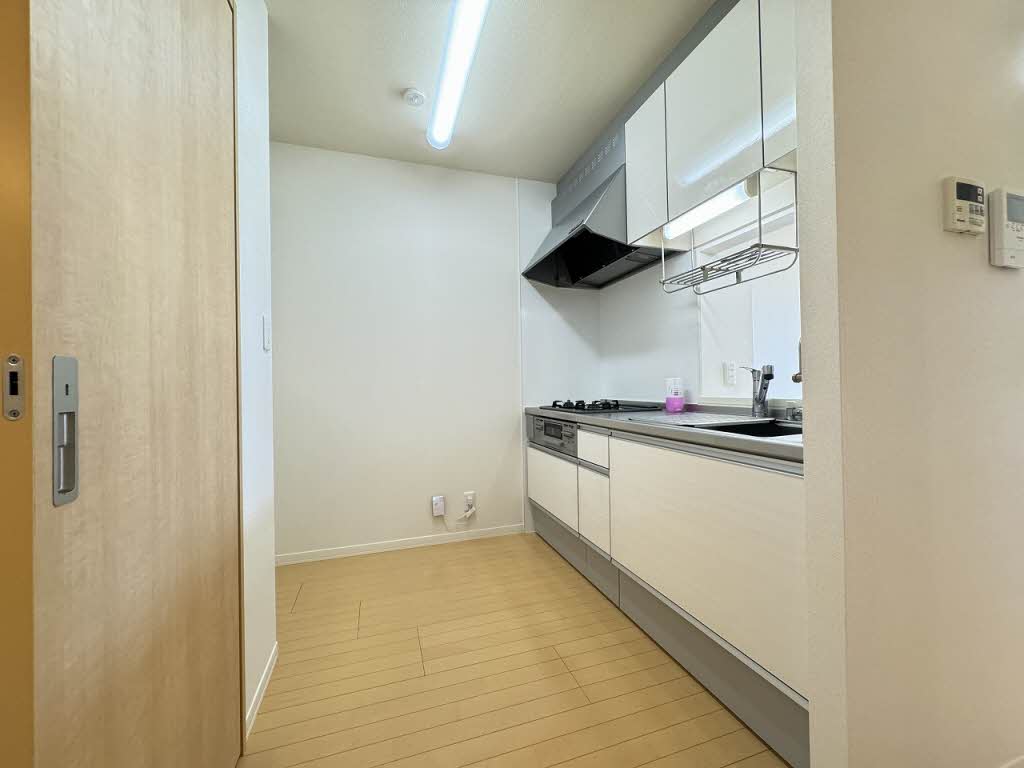 アジャート F202号-15