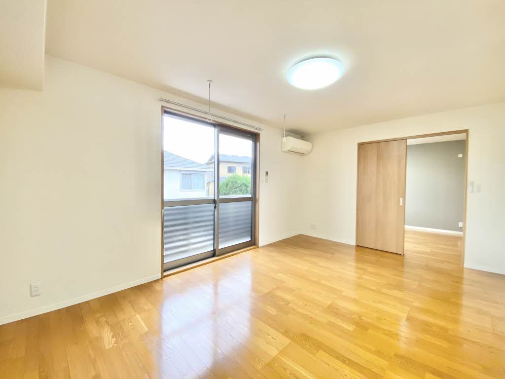 ヴィラ・アイリス A202号-2