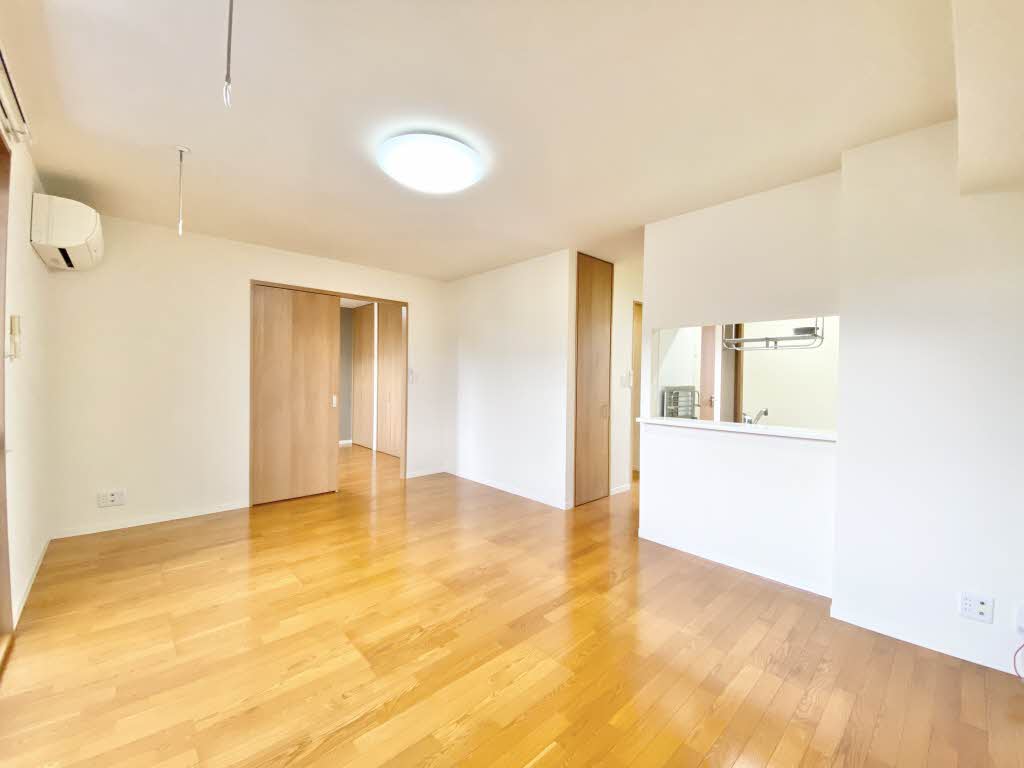 ヴィラ・アイリス A202号-3