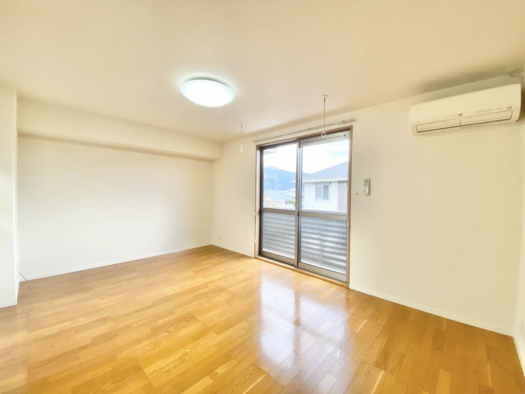 ヴィラ・アイリス A202号-5