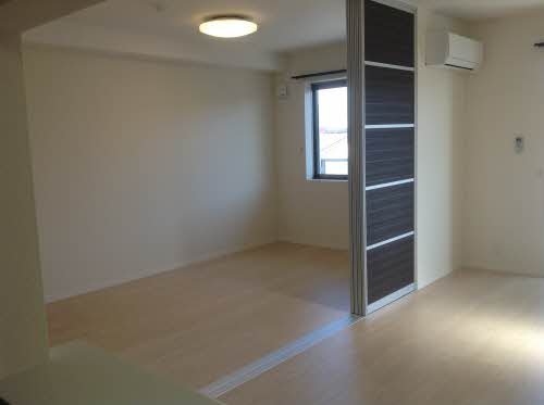 ニッケガーデンコート花水木 B103号-4