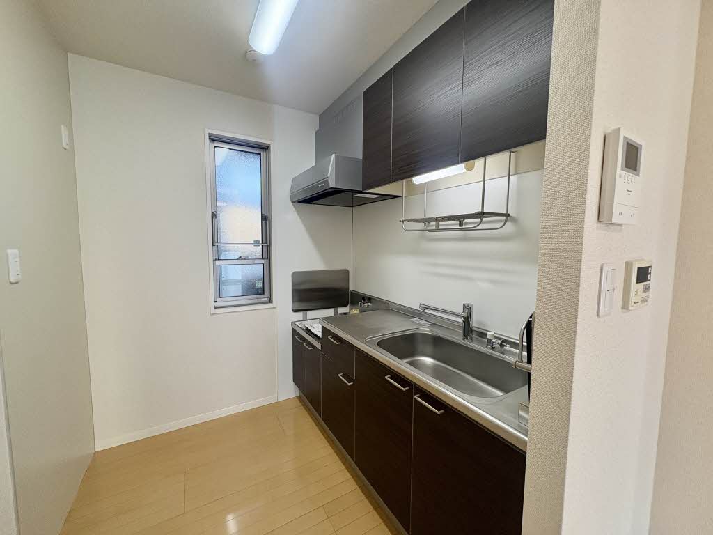 プレミアス向山 0101号-6