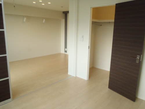 ウェルデンス上所島　弐番館 2303号-5