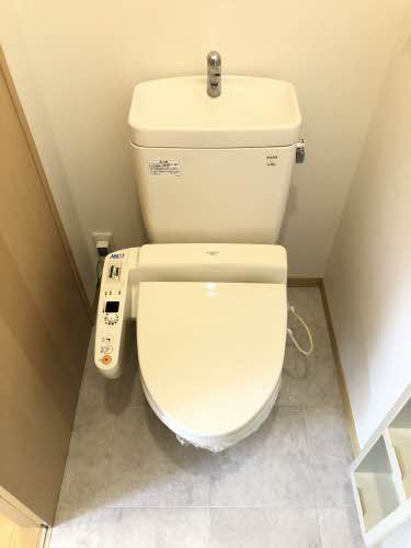 シーズンリバー　Ｔ．Ｍ．Ｍ． 0102号-5