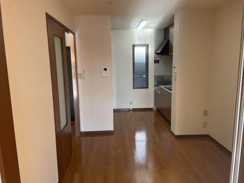 コンフォールシャンブル B102号-2