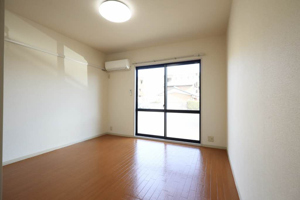 セントレージ伊倉 0102号-5