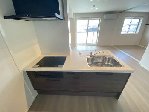 Ｔ‘Ｓ　スクエアⅡ 0302号-5