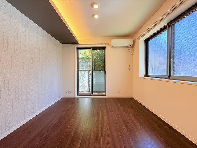 ART ROOM 0102号-15