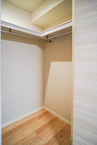 レフィシア堀川小泉 0201号-12