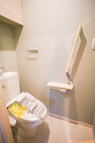 レフィシア堀川小泉 0202号-5