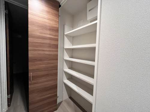 Crown Residence Ⅰ-12