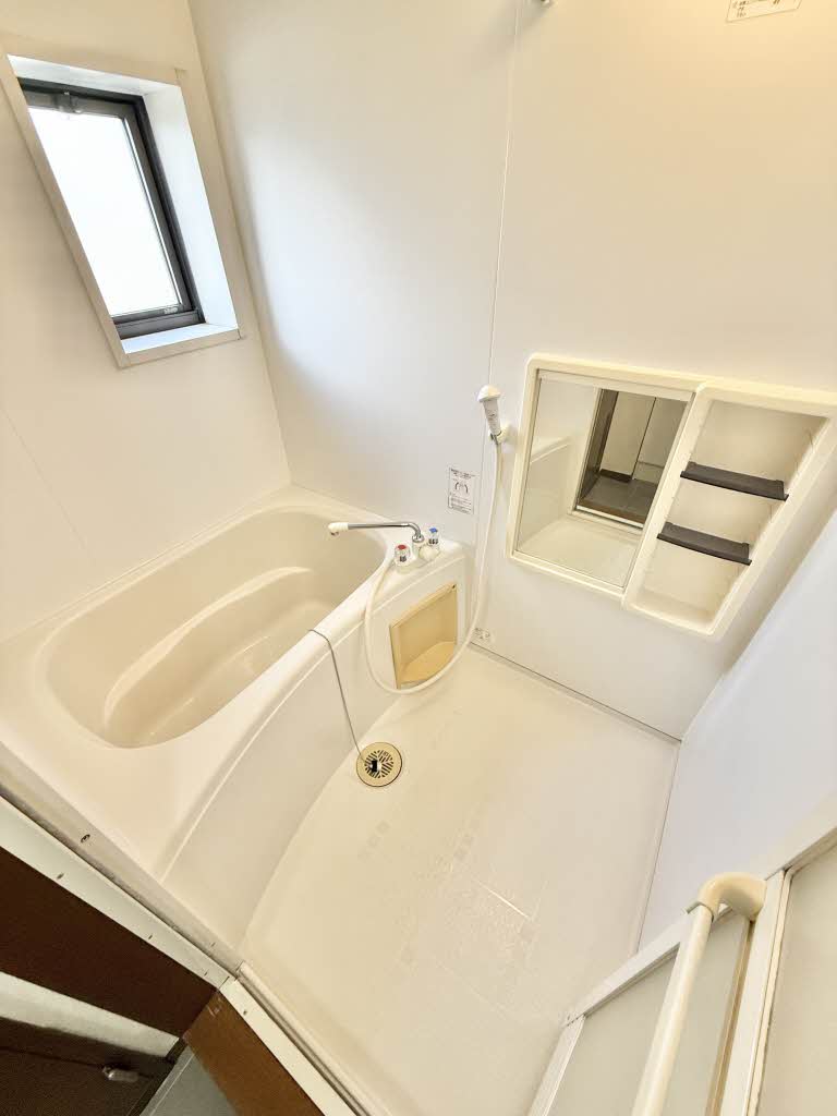 モンシェリ1番館 A102号-5