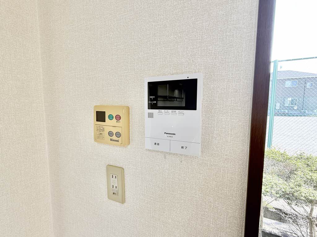 モンシェリ1番館 A102号-11